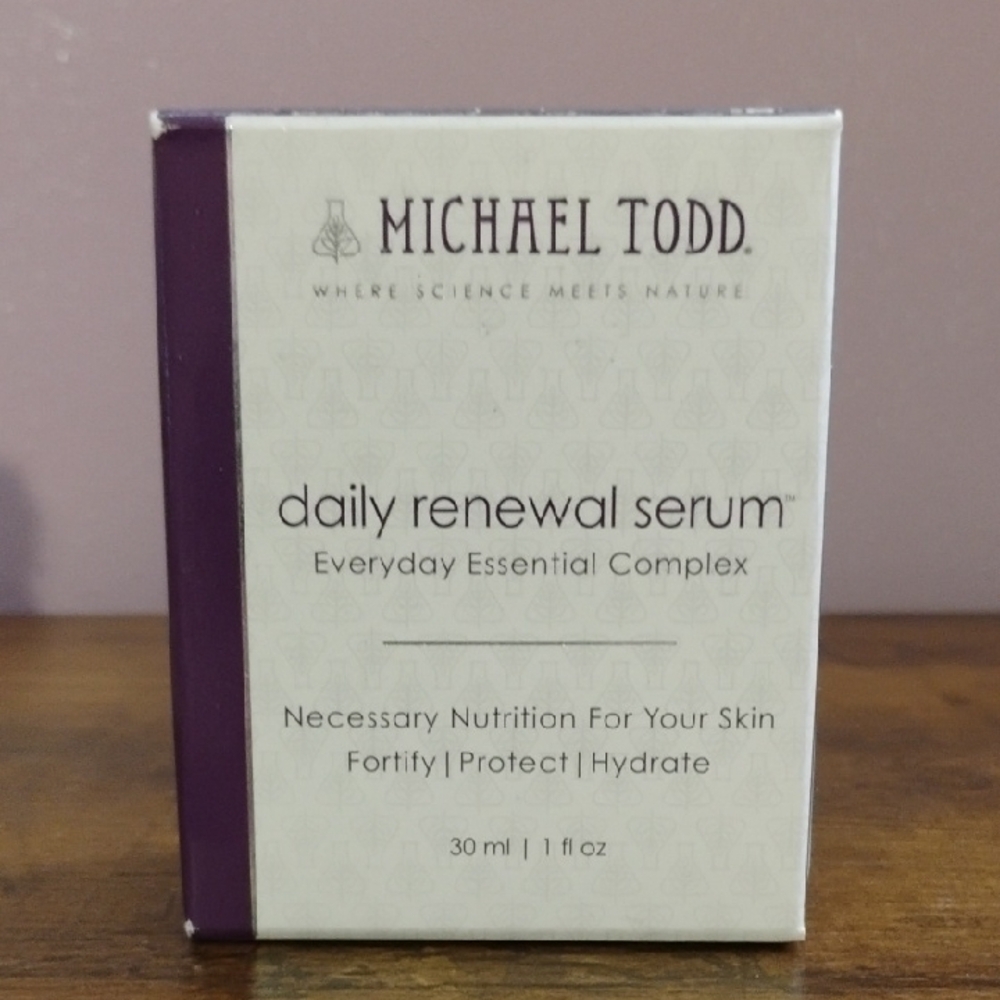 Daily Renewal Serum - Purple and White